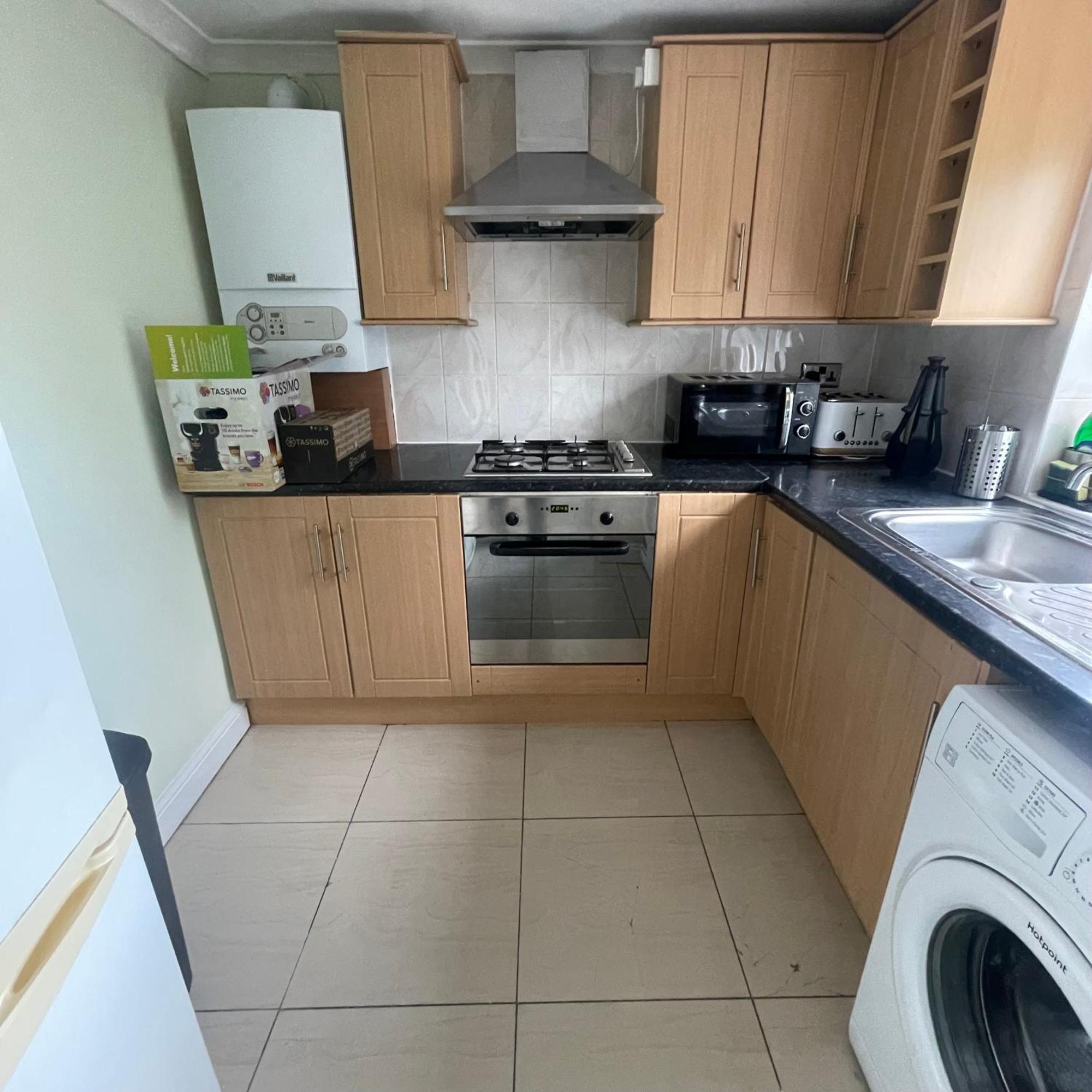 Entire 3 Bedroom Home - Minutes To Emirates Stadium! London Exteriör bild